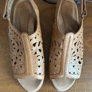 Rockport Tan Cutout Leather Slingback Sandals